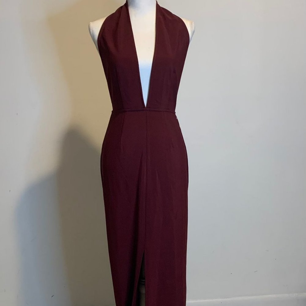 TOBI Elegant backless long sexy plunging neckline dress Size M